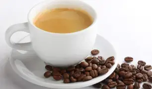 TÌM RA 6 BIẾN THỂ GEN GẮN VỚI THÓI QUEN UỐNG CÀ PHÊ